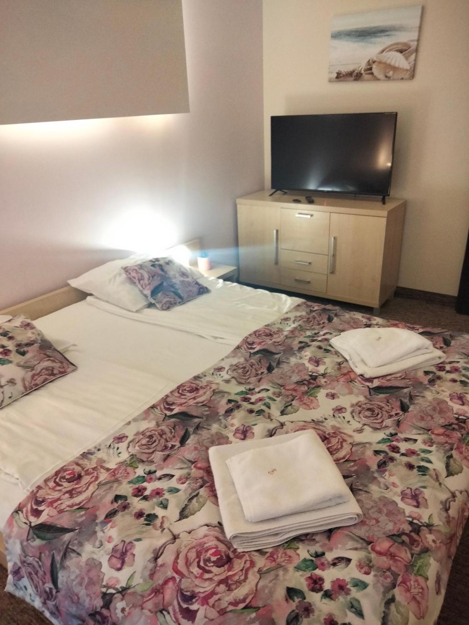 Apartamenty Prywatne W Hotelu Przy Plazy Diva Kolobrzeg Exterior photo